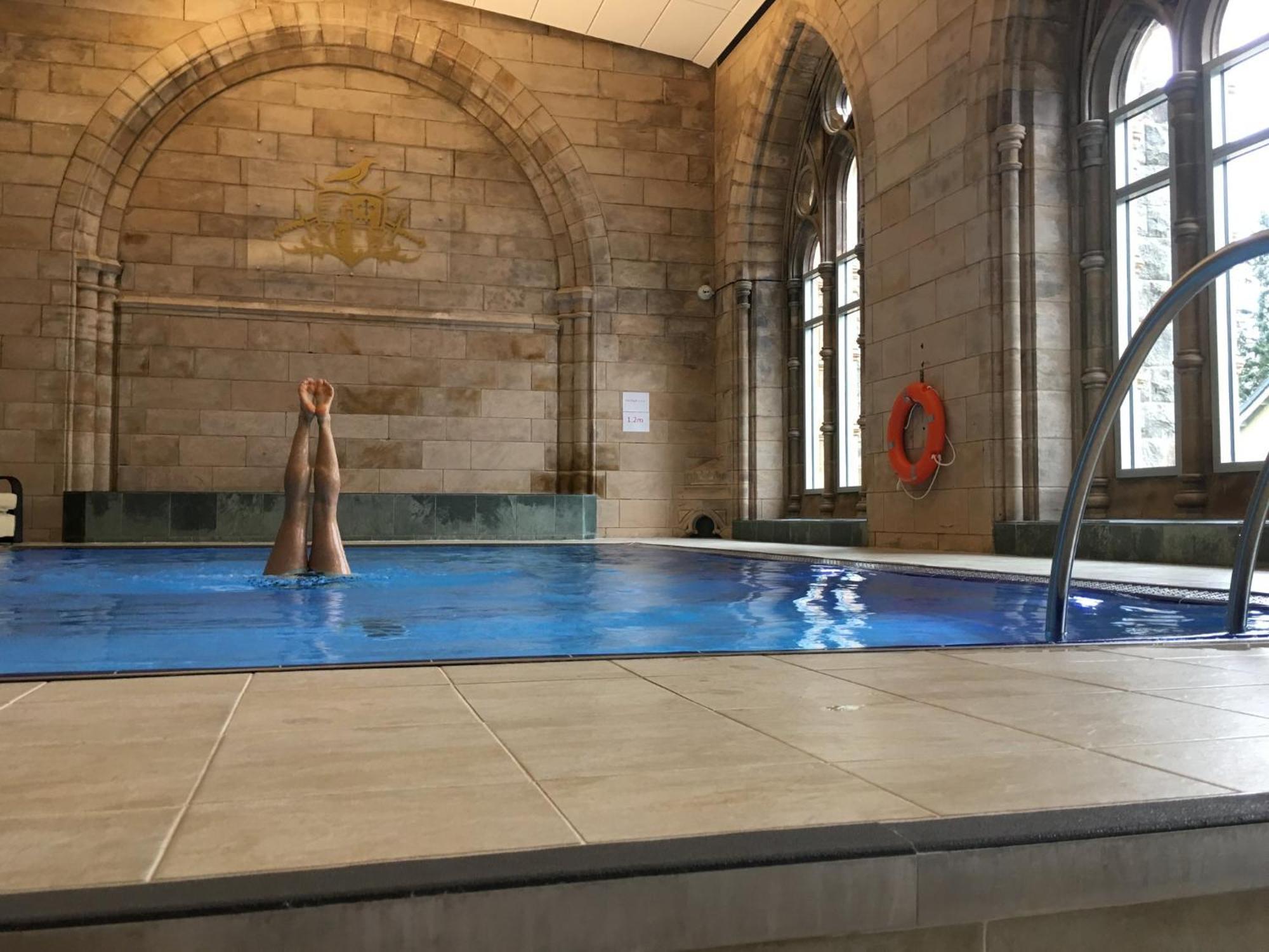 The Classrooms at Loch Ness Abbey: Lakeside Heritage Resort Fort Augustus Exterior photo