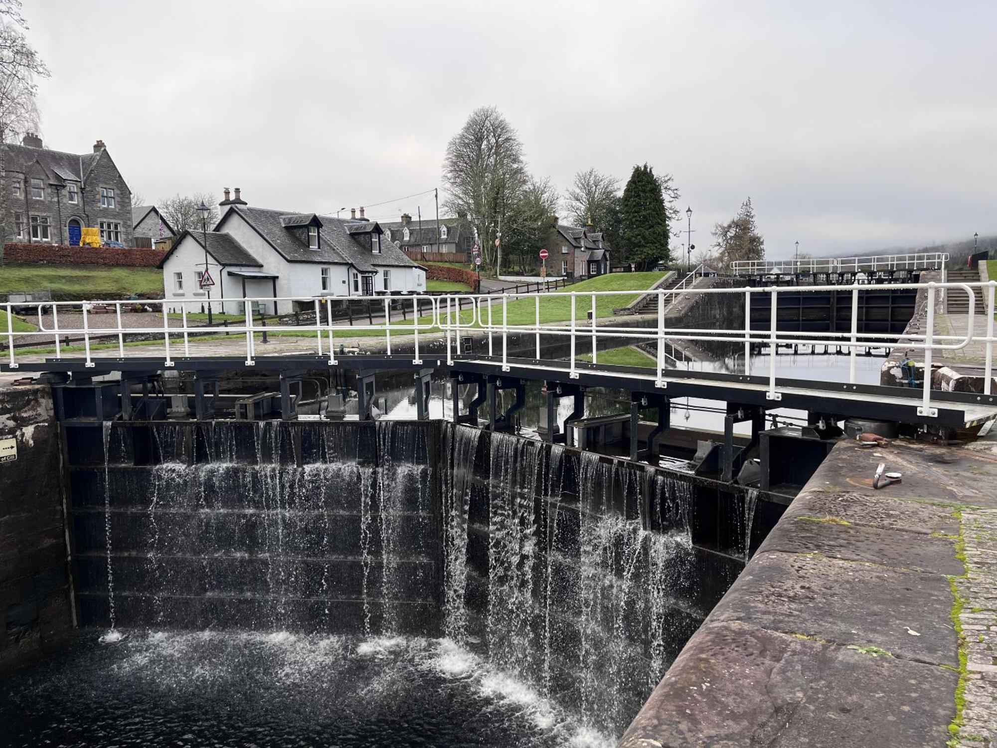 The Classrooms at Loch Ness Abbey: Lakeside Heritage Resort Fort Augustus Exterior photo