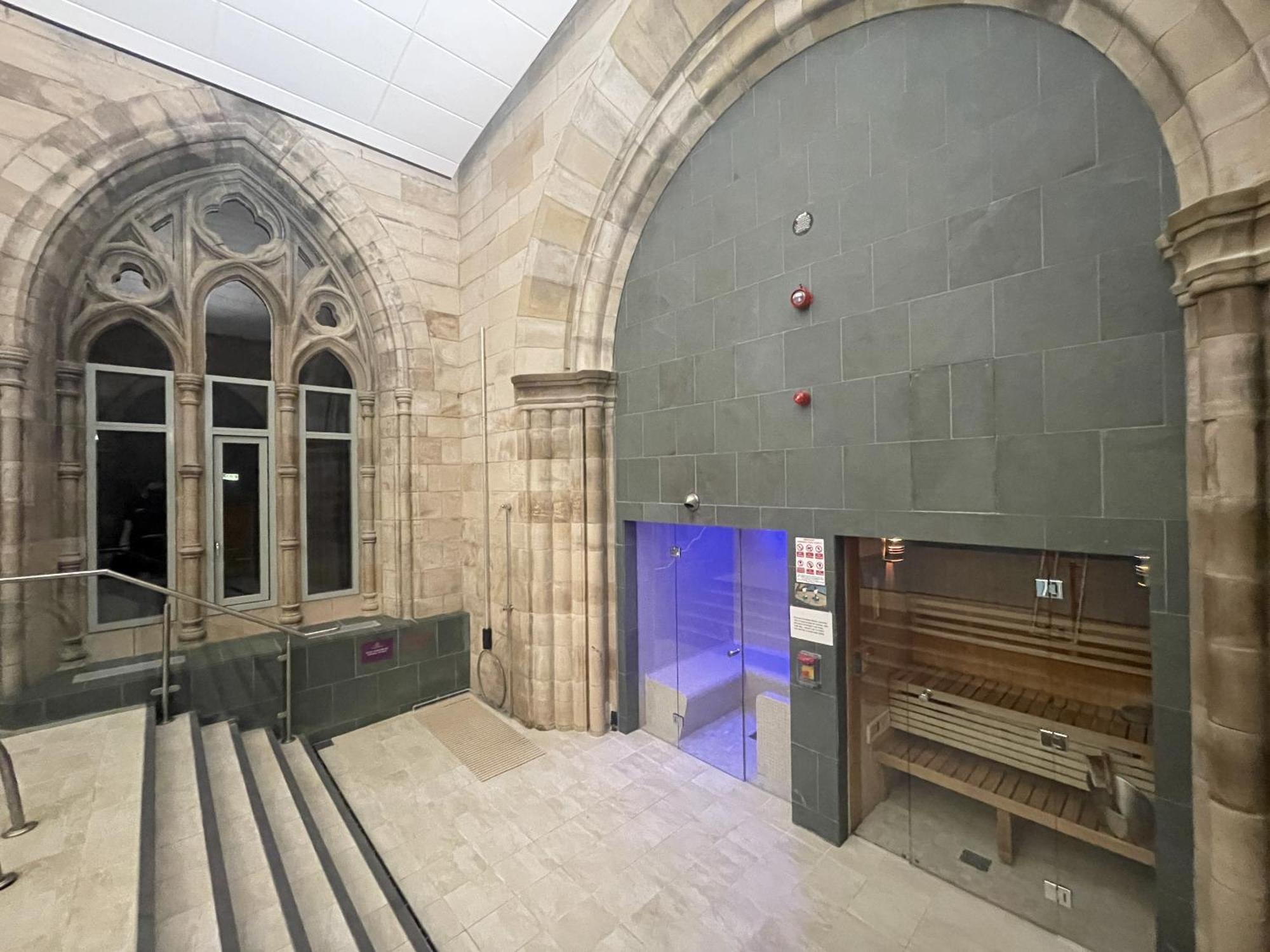 The Classrooms at Loch Ness Abbey: Lakeside Heritage Resort Fort Augustus Exterior photo